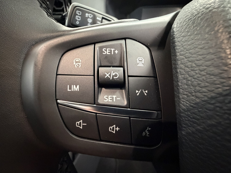 2026 MY26.5 Ford Everest UB Sport SUV Image 28