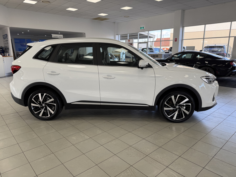 2026 MG ZS ZS32 Essence Hybrid+ SUV Image 6
