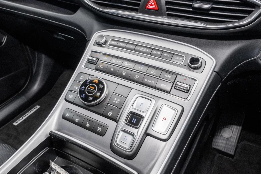 2023 Hyundai Santa Fe TM.V4 Highlander SUV Image 17