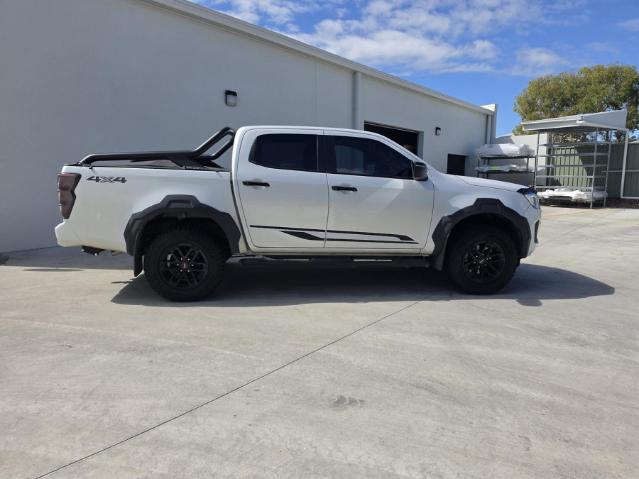 2025 MY24 Isuzu D-MAX RG BLADE Ute Image 12
