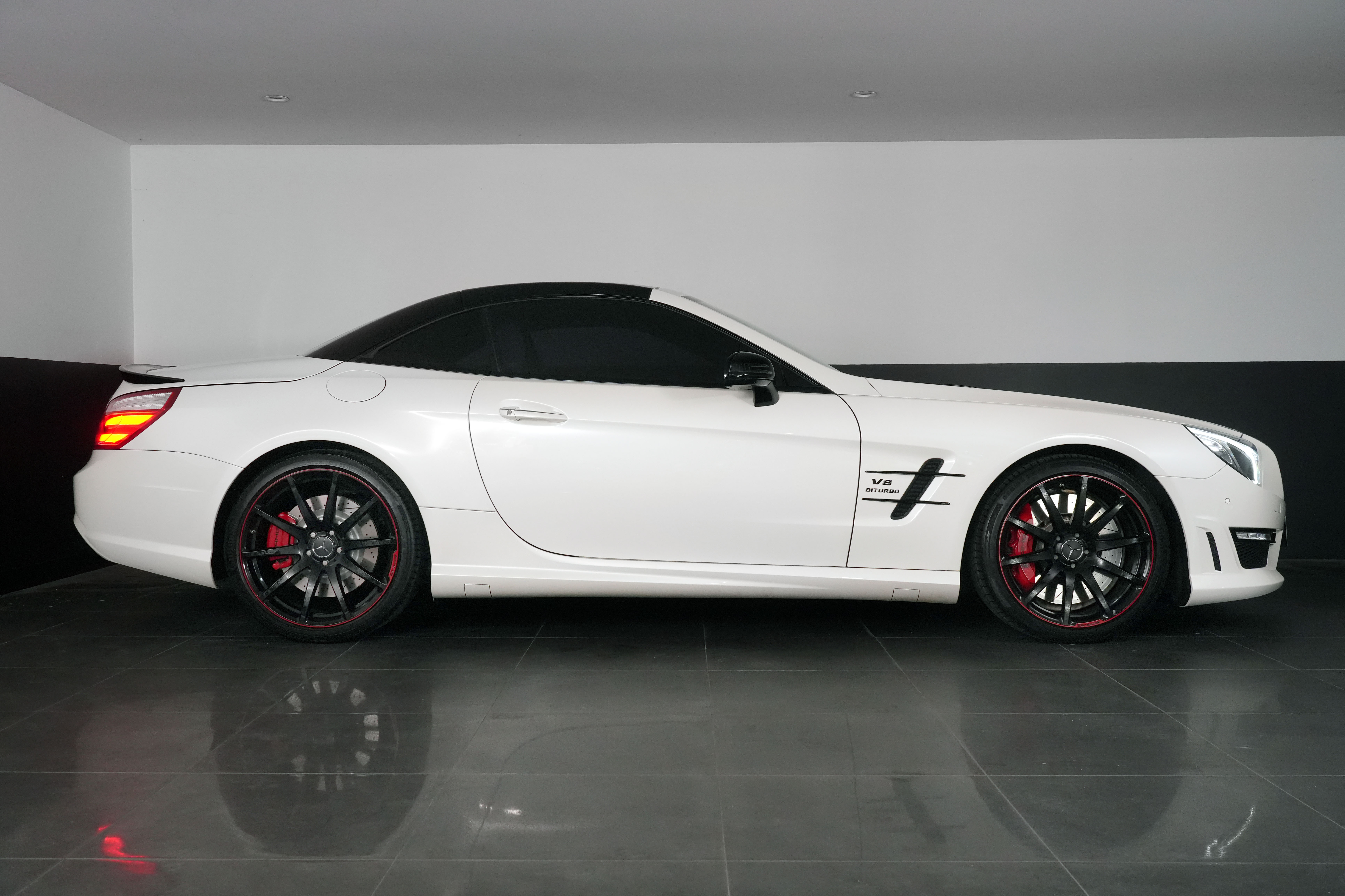 2015 Mercedes-Benz SL-Class 63 Amg EDITION Convertible Image 19