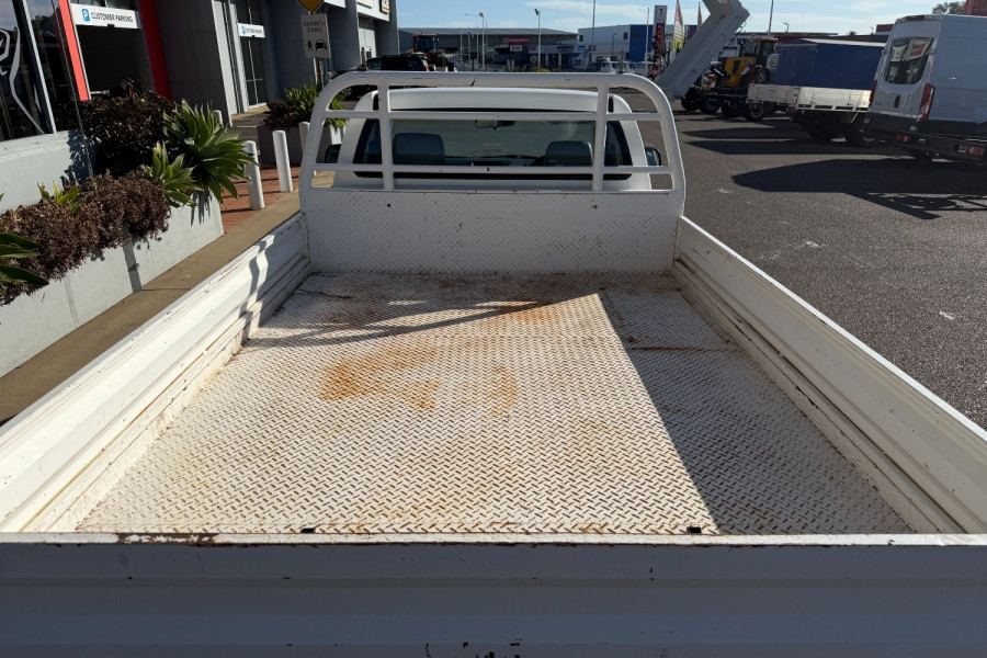 2009 Toyota HiLux TGN16R WorkMate Cab Chassis Image 8
