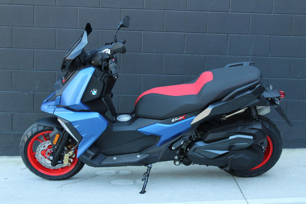 2025 BMW C 400 X ion C 400 image 4