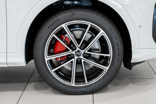 2026 Audi Q5 e-hybrid 270kW SUV image 24