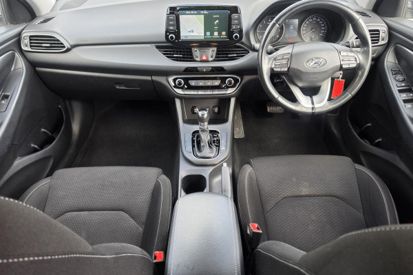 2018 Hyundai i30 PD Active Hatch Image 15