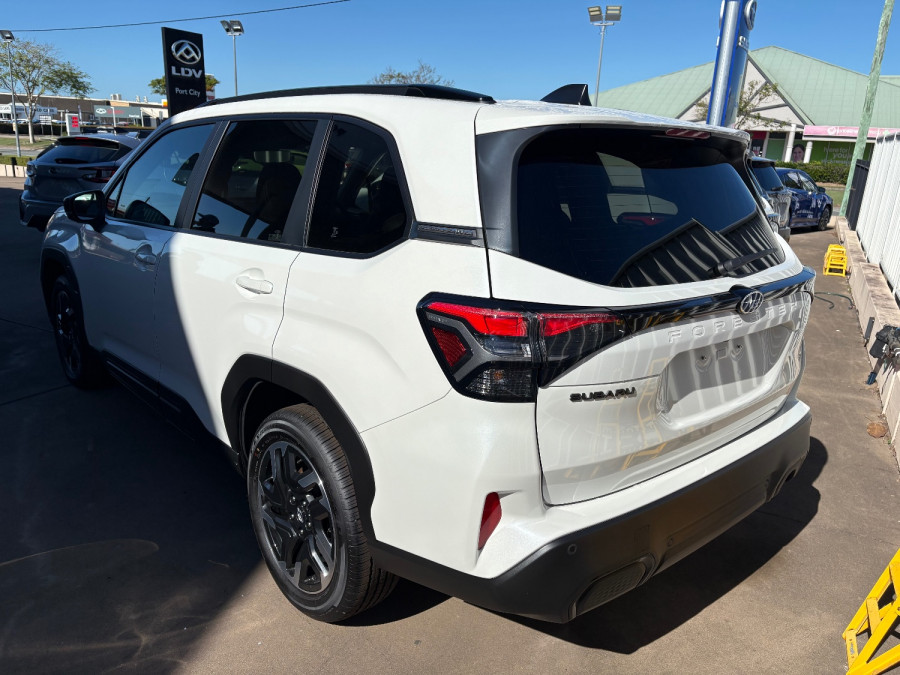 2026 Subaru Forester S6 Touring SUV Image 4