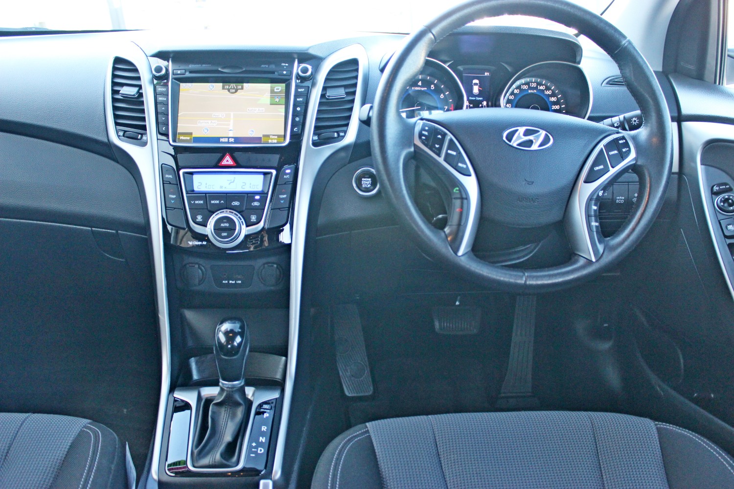 2012 Hyundai I30 GD Elite Hatch Image 10