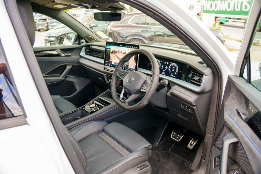 2026 Volkswagen Tayron R4 195TSI R-Line SUV Image 17