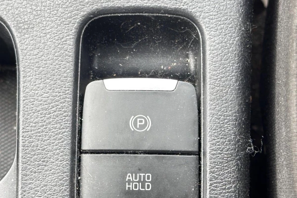 2022 Kia Cerato BD GT Hatch Image 33