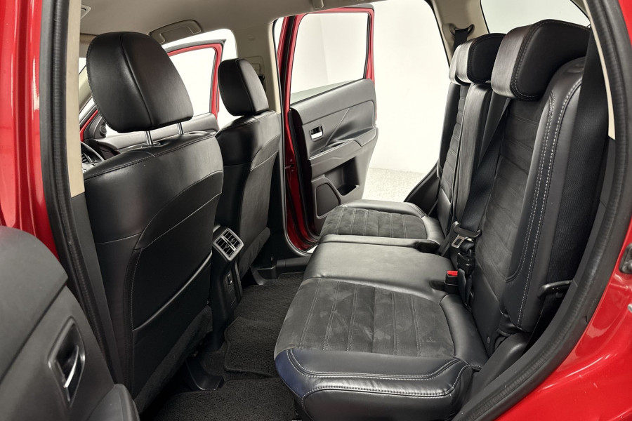 2019 Mitsubishi Outlander ZL LS SUV Image 13
