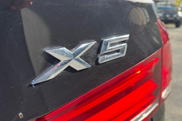2016 BMW X5 F15 xDrive30d SUV Image 25