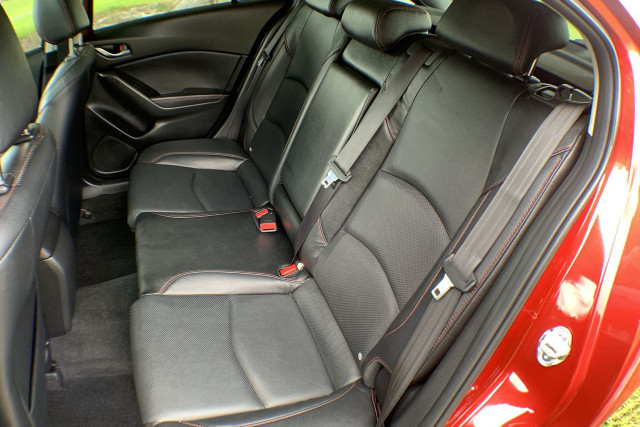 2014 Mazda 3 BM5438 SP25 Hatch Image 15