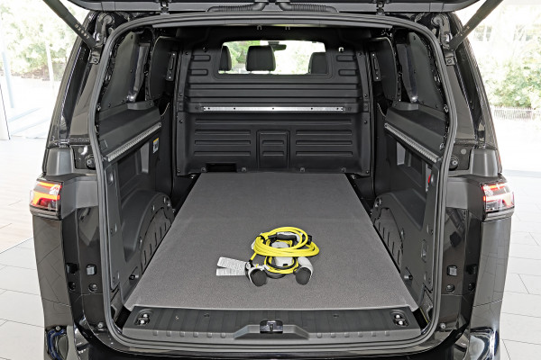 2024 MY25 Volkswagen ID. Buzz Cargo EBN BEV550 Van Image 19