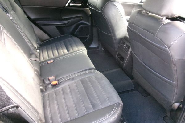 2023 MY24 Mitsubishi Outlander ZM Aspire SUV Image 17