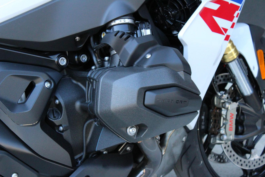 2025 MY26 BMW R 1300 RS Performance R 1300