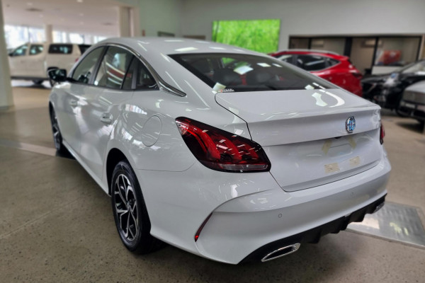 2024 MG MG5 AP32 Vibe Sedan Image 5
