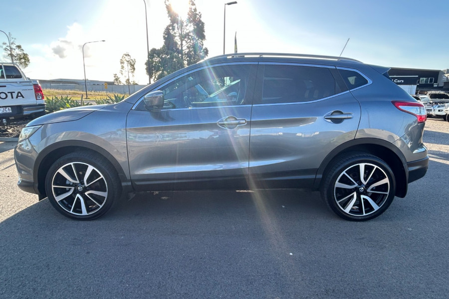 2015 Nissan QASHQAI J11 TL SUV Image 6