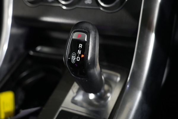 2015 Land Rover Range Rover Sport SDV6 HSE Dynamic SUV Image 17