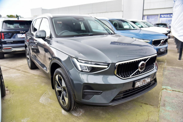 2025 MY26 Volvo XC40 XZ Plus B4 SUV Image 1