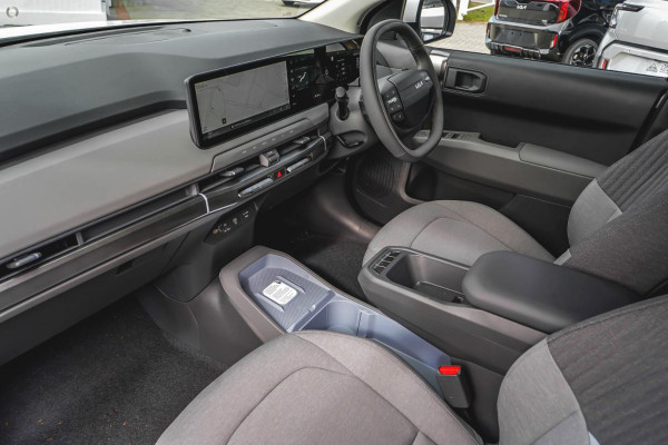 2026 MY27 Kia EV3 SV Air Long Range SUV Image 10