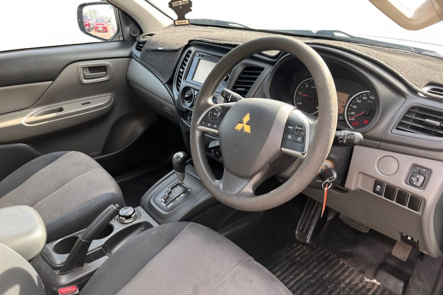 2016 Mitsubishi Triton MQ GLX+ Ute Image 6