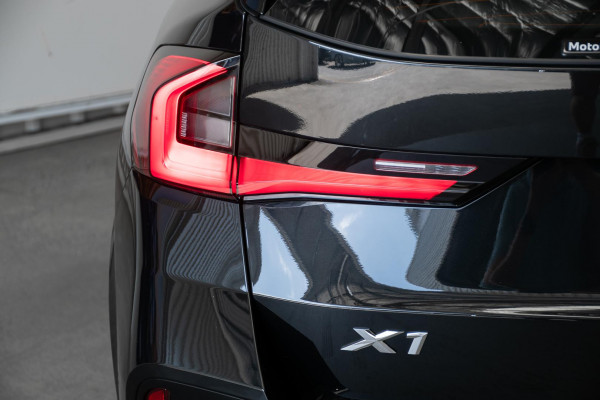 2025 BMW X1 U11 xDrive20i M Sport SUV image 24