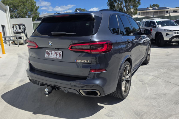 2019 BMW X5 G05 M50d SUV Image 3