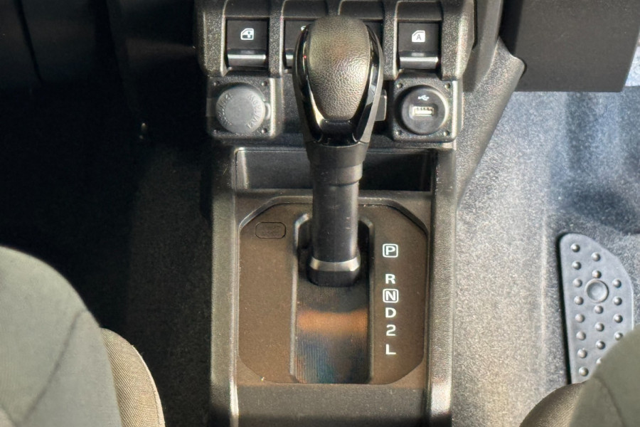 2022 Suzuki Jimny JB74 GLX Coupe Image 11