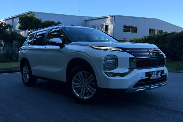 2023 MY24 Mitsubishi Outlander ZM LS SUV