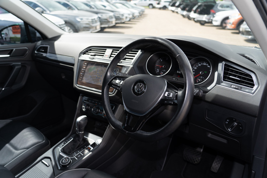 2017 Volkswagen Tiguan 5N  140TDI Highline Wagon Image 6