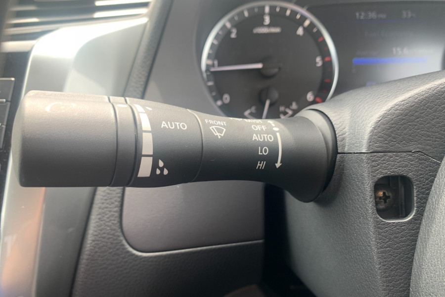 2024 Nissan Navara D23 ST Ute Image 22