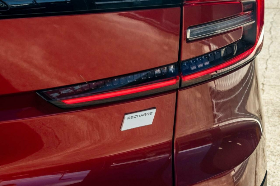 2023 Volvo C40 XK Recharge SUV Image 18