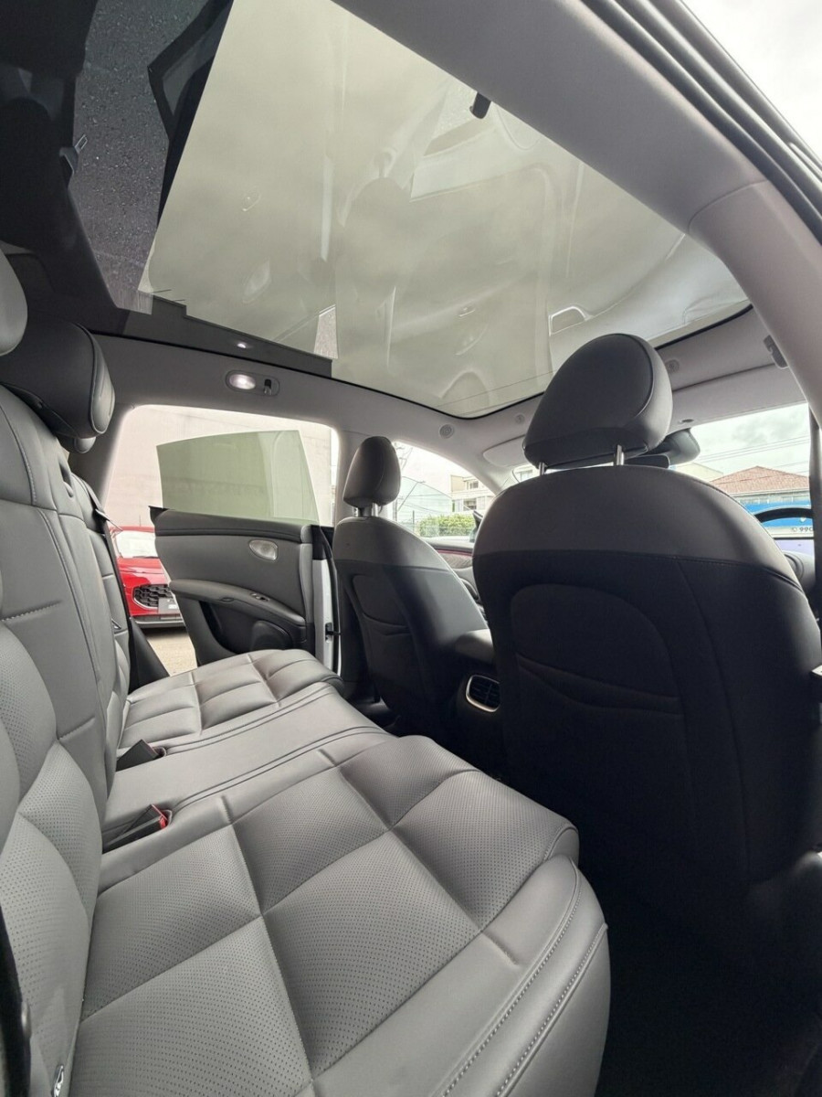 2026 MG IM6 S12L Platinum Wagon Image 22
