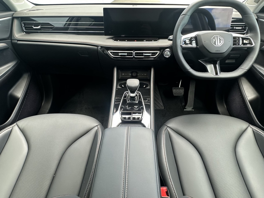 2026 MG HS Essence Hybrid+ SUV Image 13