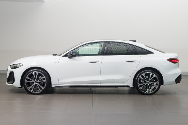 2025 Audi A5 B10 TFSI 200kW S line Sedan image 3