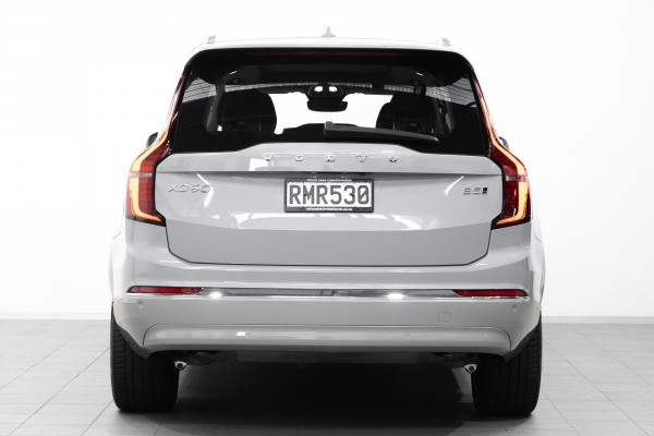 2025 Volvo XC90 L Series Ultra B5 Bright SUV Image 7