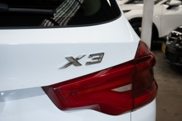 2018 BMW X3 G01 xDrive20d SUV image 23