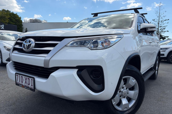 2017 Toyota Fortuner GUN156R GX SUV Image 2