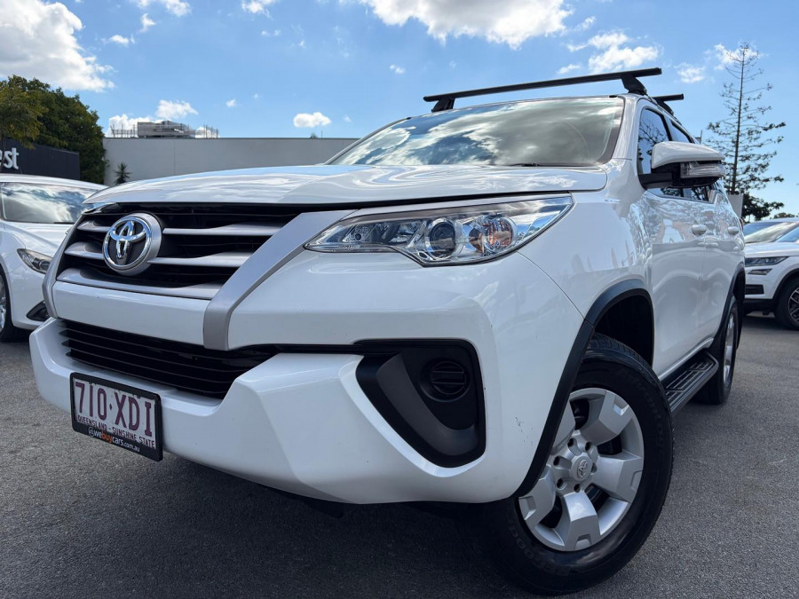 2017 Toyota Fortuner GUN156R GX SUV Image 2