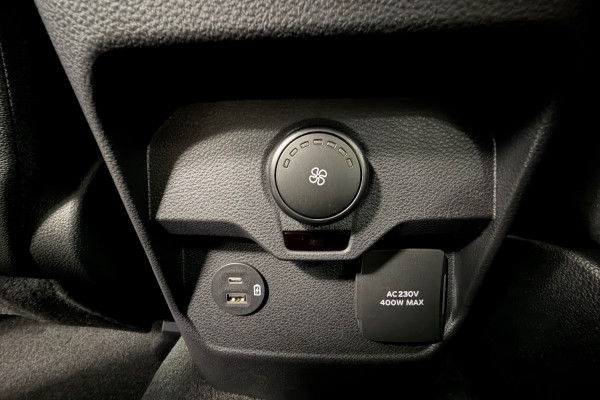 2026 MY26.5 Ford Everest UB Sport SUV Image 19