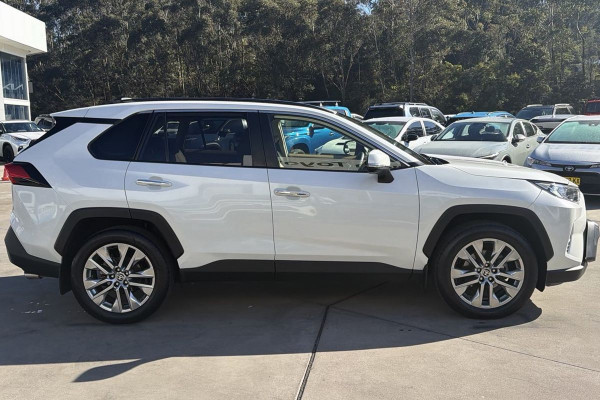2021 Toyota RAV4 MXAA52R Cruiser SUV Image 4