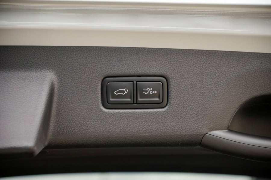 2024 MY25 Kia Carnival KA4 PE GT-Line HEV People Mover Image 8