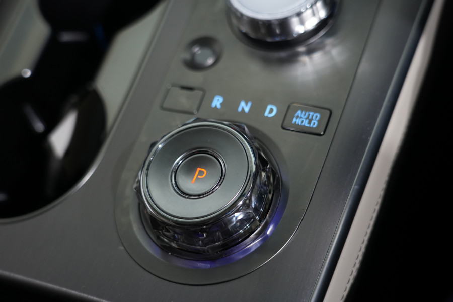 2024 Genesis GV70 2.5T SIGNATURE SUV