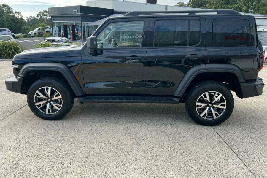 2025 GWM Tank 300 P01 Ultra SUV Image 8