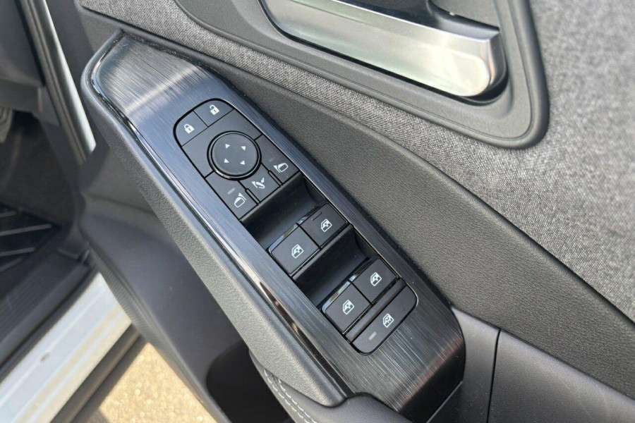 2025 Nissan QASHQAI J12 ST-L SUV Image 17