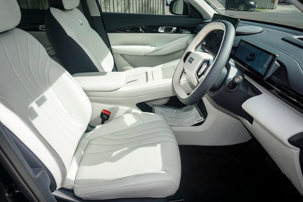 2026 Geely Starray EM-i P145 Inspire SUV Image 6