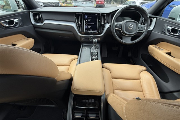 2020 Volvo XC60 UZ T5 Momentum SUV Image 12