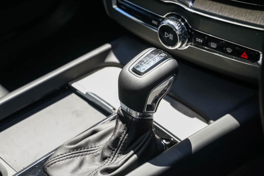 2020 MY21 Volvo XC60 UZ D4 Inscription Suv Image 16