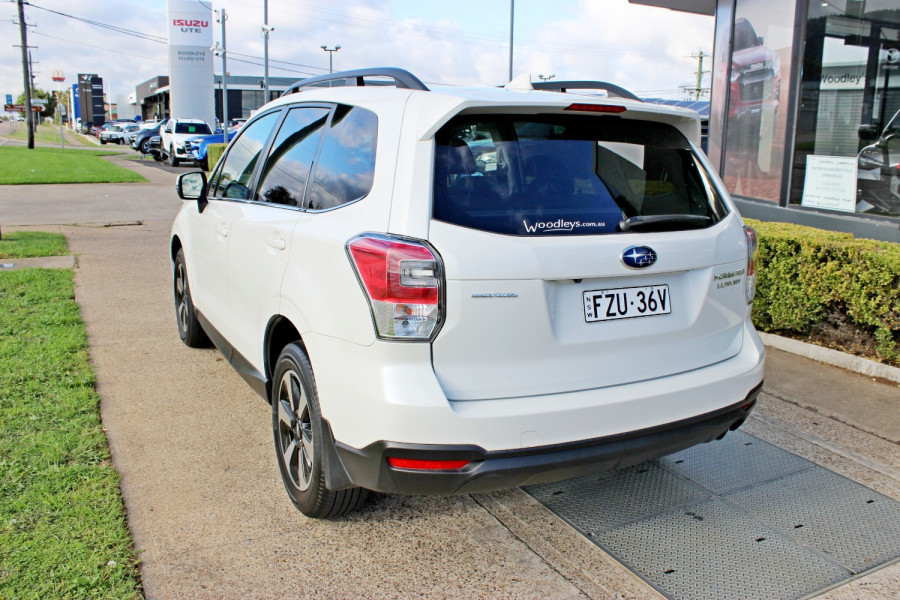 2018 Subaru Forester S4 2.5i-L SUV Image 6