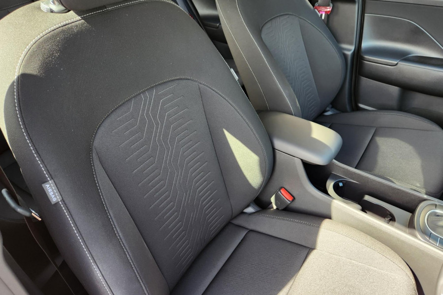 2025 Hyundai KONA SX2.V2  SUV Image 21